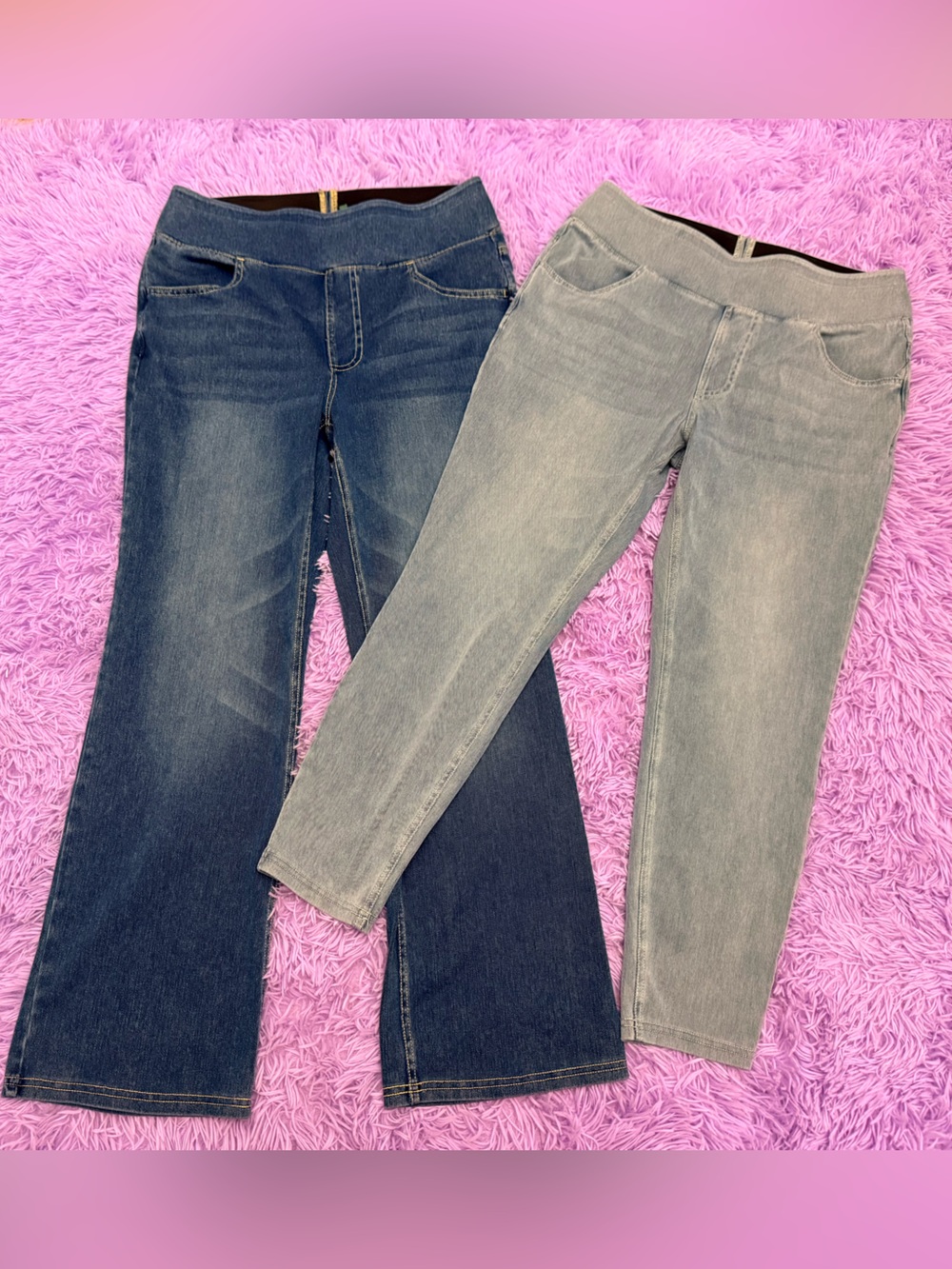 Halara Large Regular Women’s Stretch & Capri Jeans - Light Blue and Dark Blue